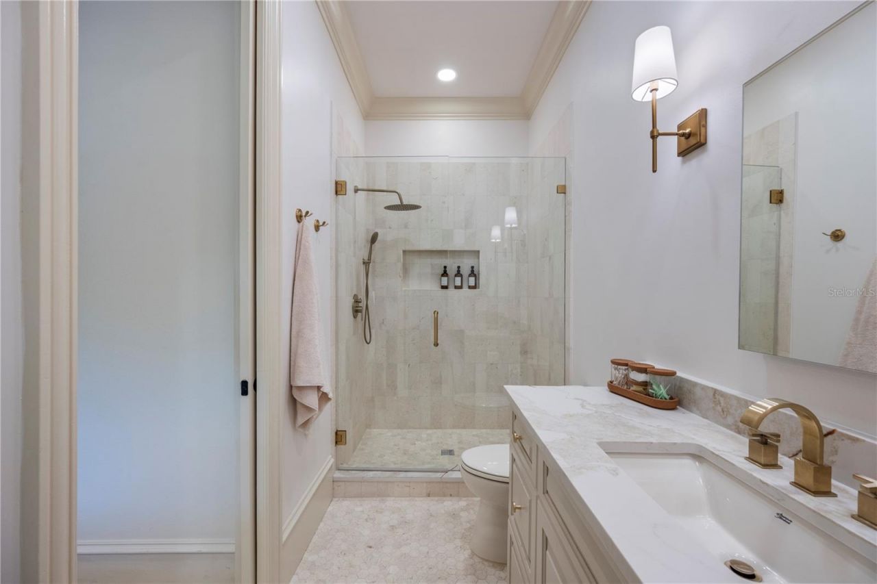 9121 Tibet Pointe Circle, Windermere, FL 34786 Photo