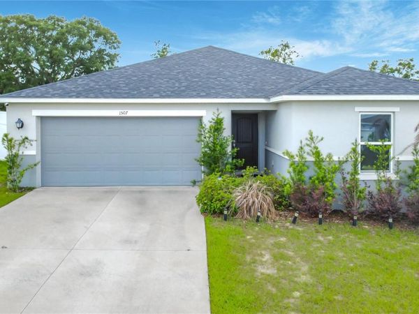 1507 GERANIUM DRIVE , MASCOTTE, FL 34753