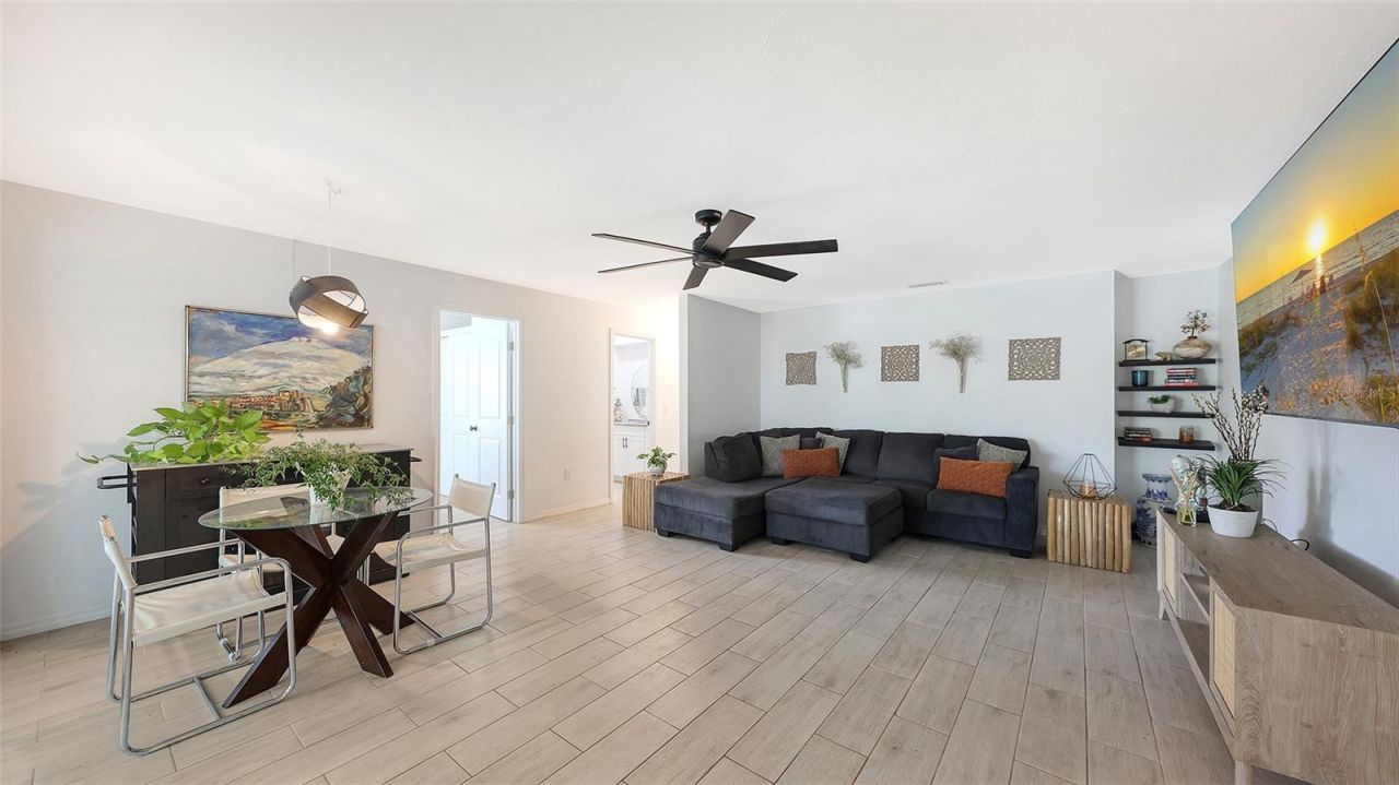 589 Commonwealth Lane, Sarasota, FL 34242 Photo