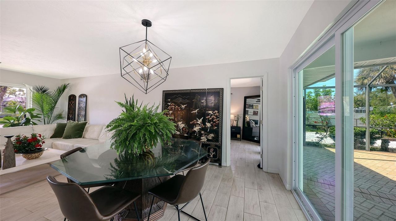 589 Commonwealth Lane, Sarasota, FL 34242 Photo