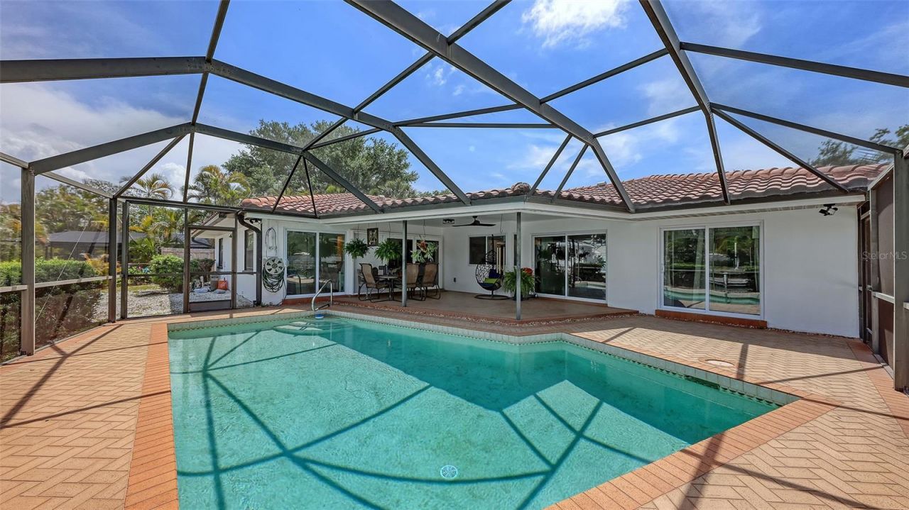 589 Commonwealth Lane, Sarasota, FL 34242 Photo