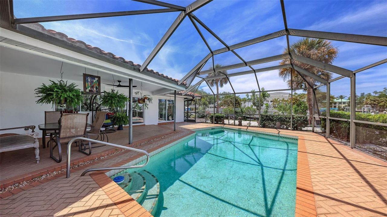 589 Commonwealth Lane, Sarasota, FL 34242 Photo
