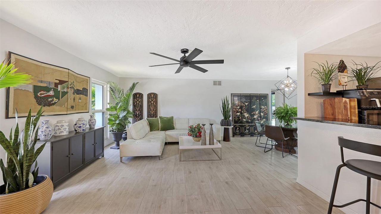 589 Commonwealth Lane, Sarasota, FL 34242 Photo