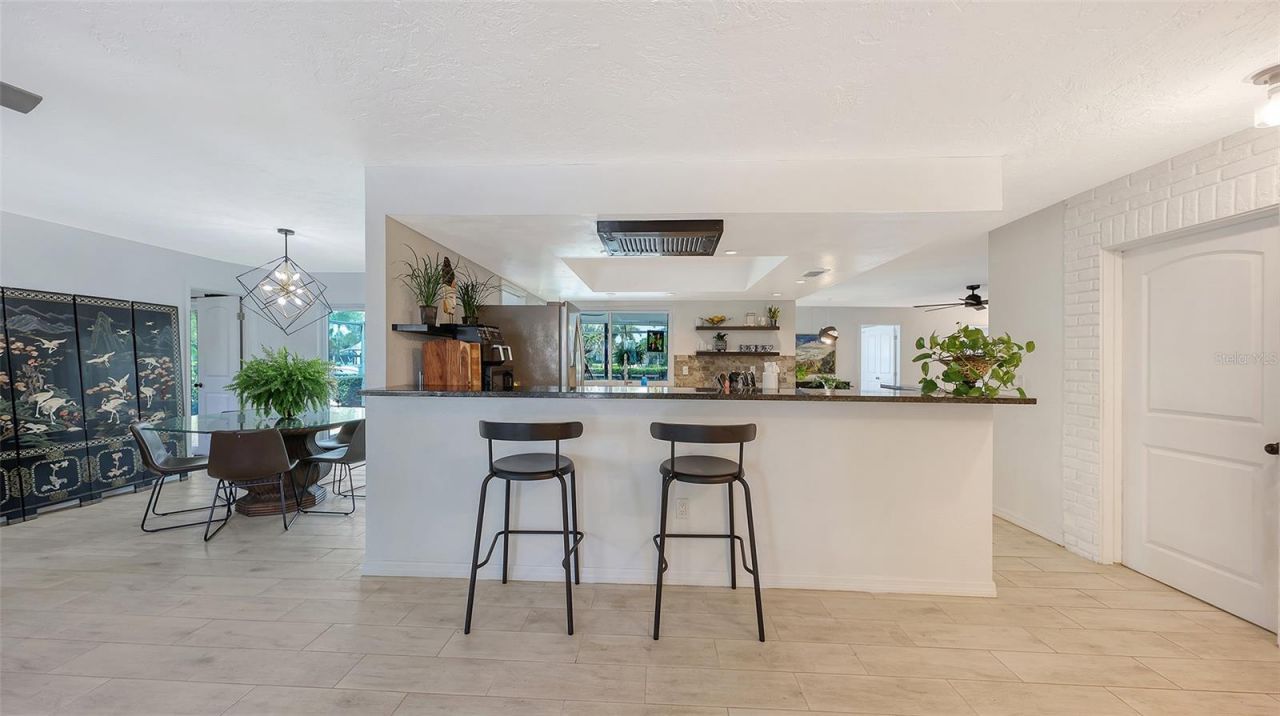 589 Commonwealth Lane, Sarasota, FL 34242 Photo
