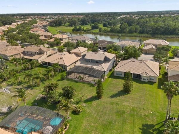 3759 EAGLE ISLE CIRCLE , KISSIMMEE, FL 34746