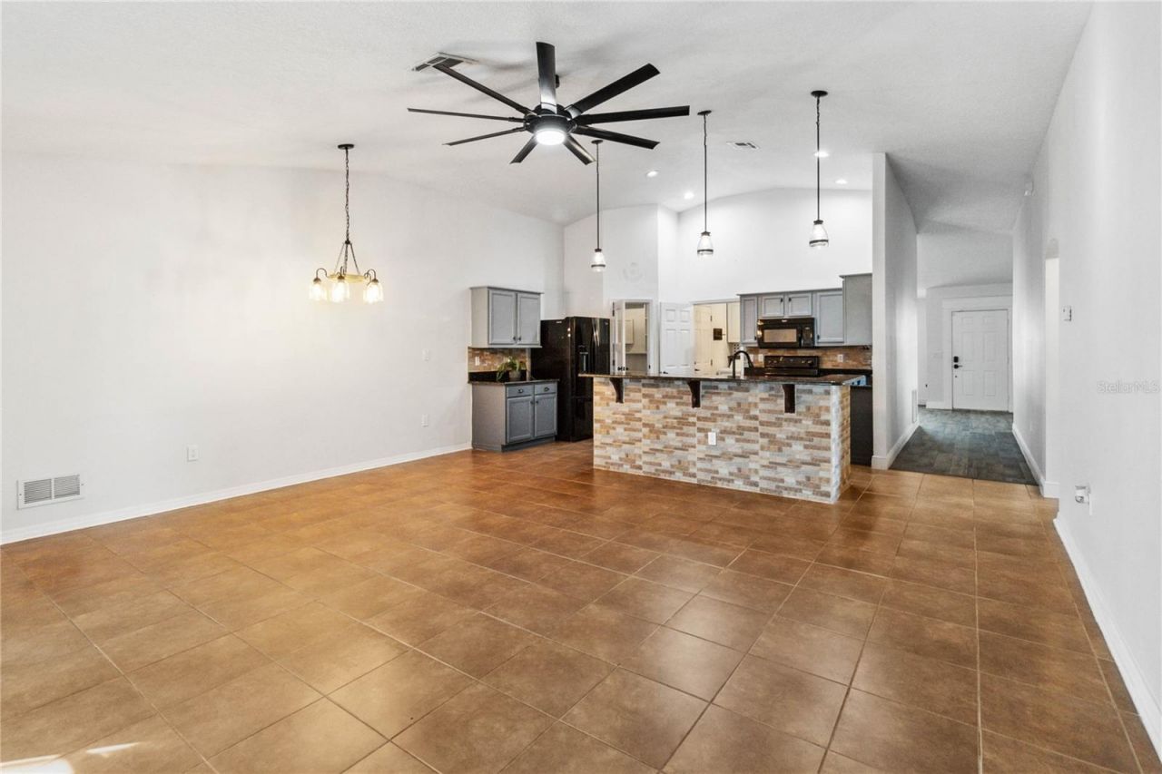 402 Rio Grande Court, Poinciana, FL 34759 Photo