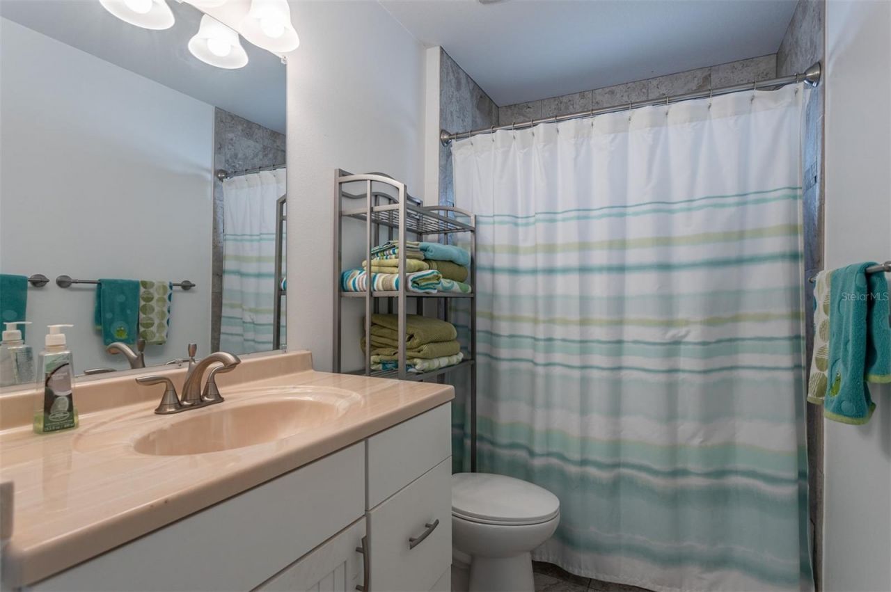 17610 Lee Avenue, Redington Shores, FL 33708 Photo