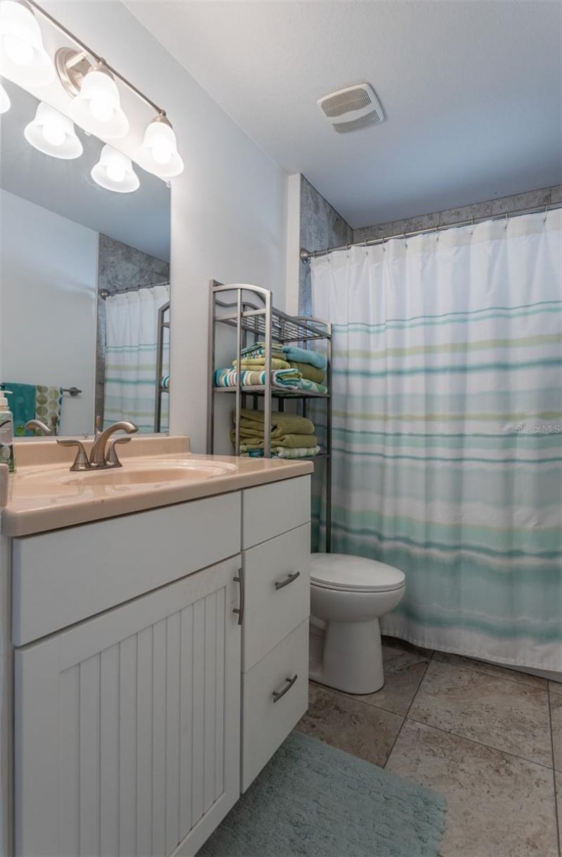 17610 Lee Avenue, Redington Shores, FL 33708 Photo