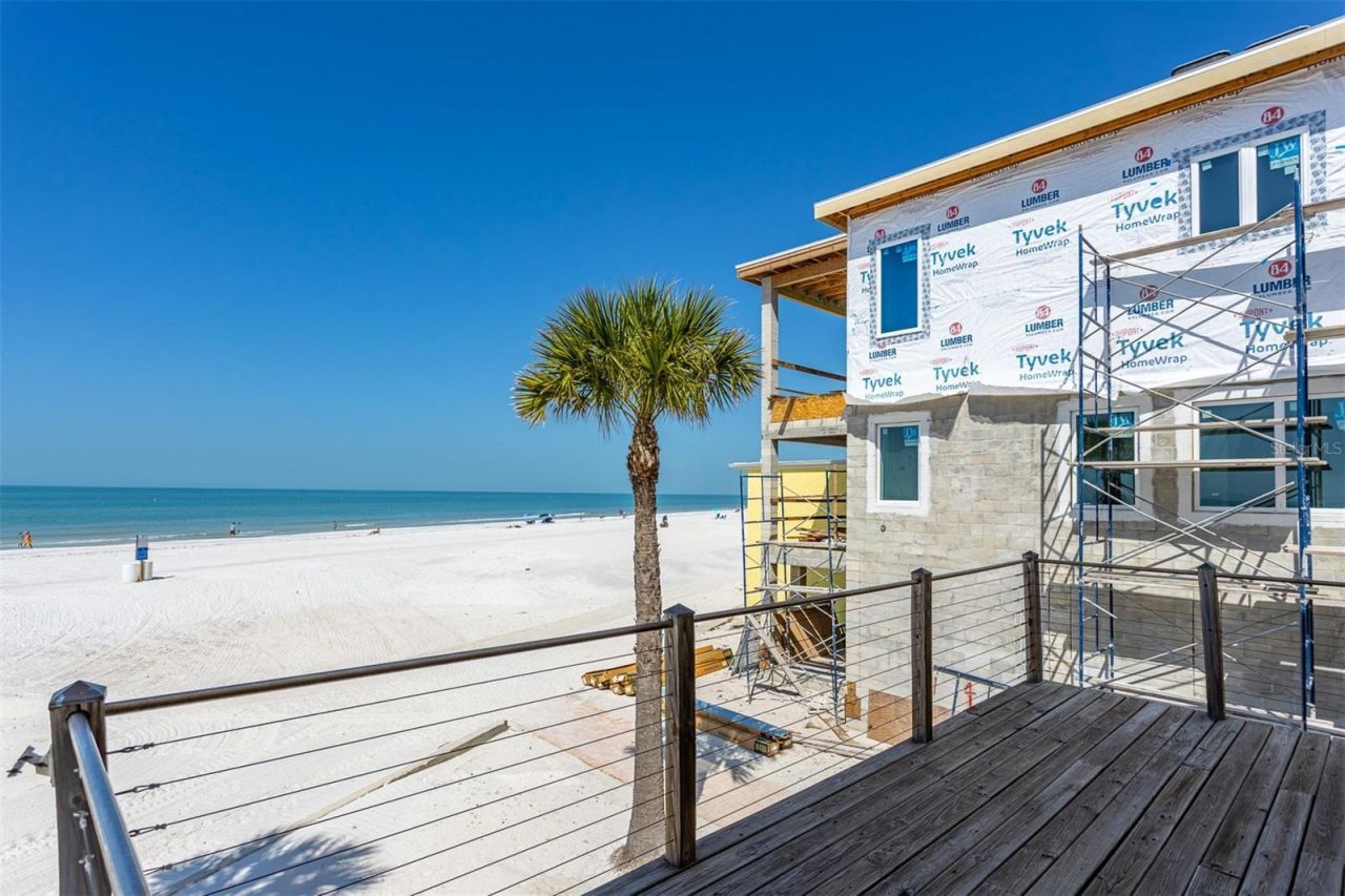 17610 Lee Avenue, Redington Shores, FL 33708 Photo