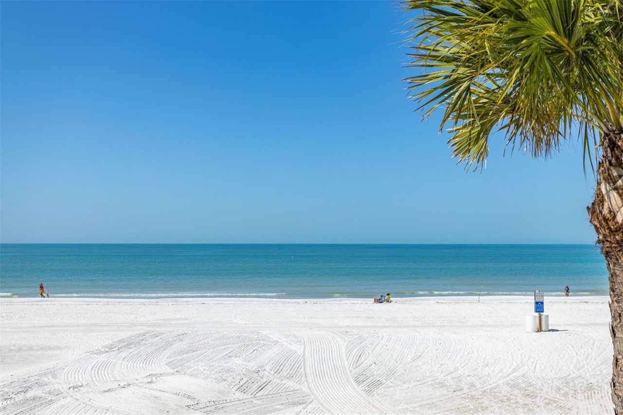17610 Lee Avenue, Redington Shores, FL 33708 Photo