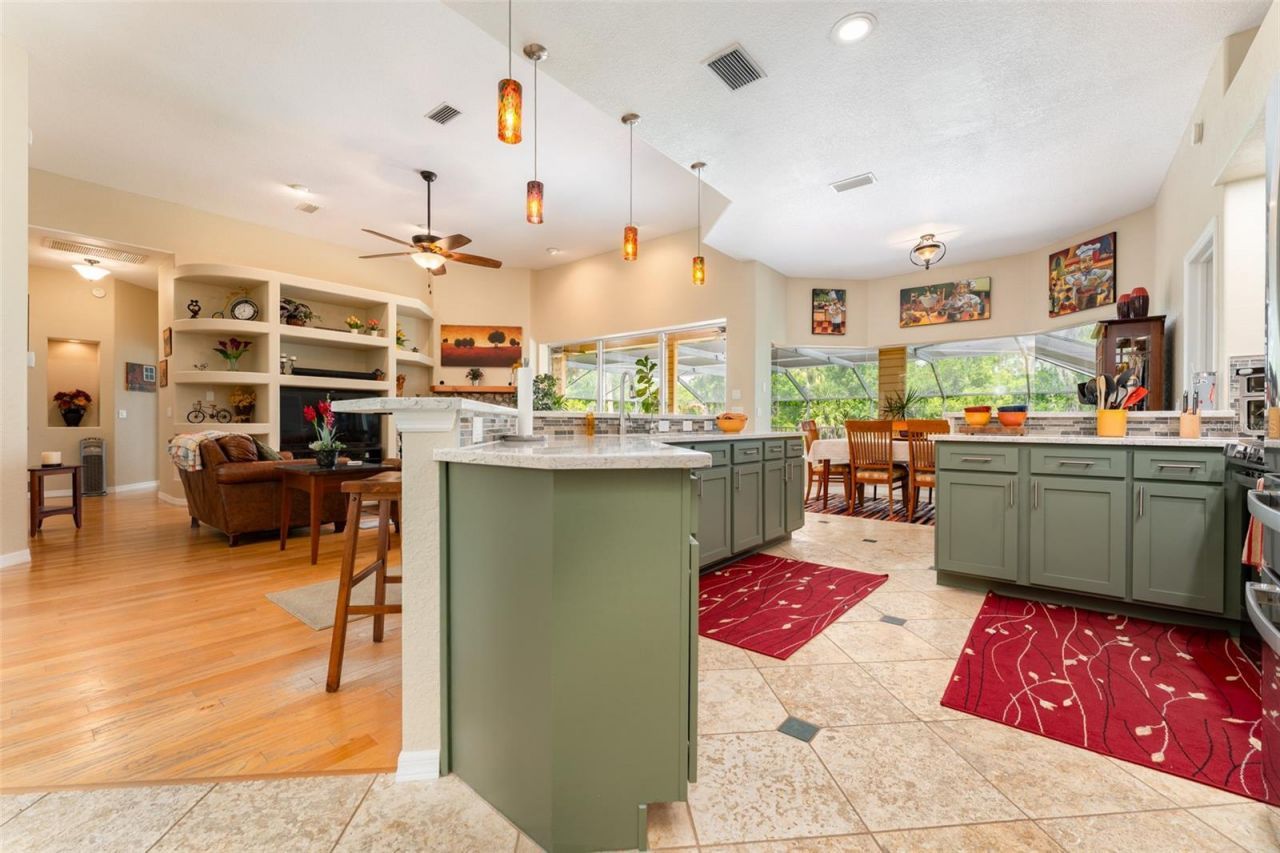 8214 Revels Road, Riverview, FL 33569 Photo