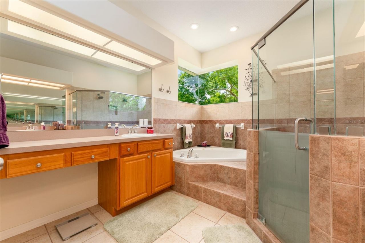 8214 Revels Road, Riverview, FL 33569 Photo