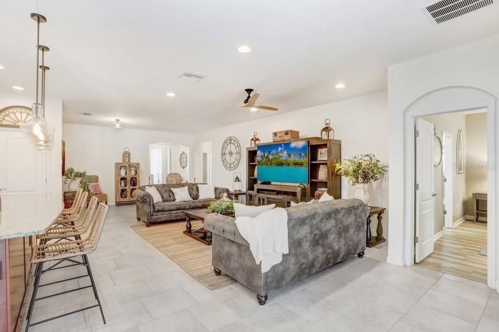 2807 Oriole Drive, Sarasota, FL 34243 Photo