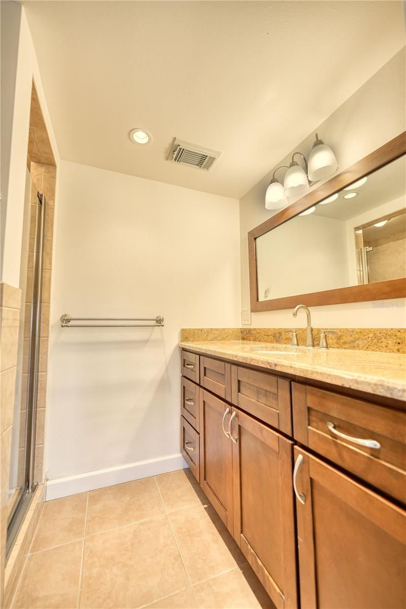 1100 N Shore Drive Ne, Unit 505, Saint Petersburg, FL 33701 Photo