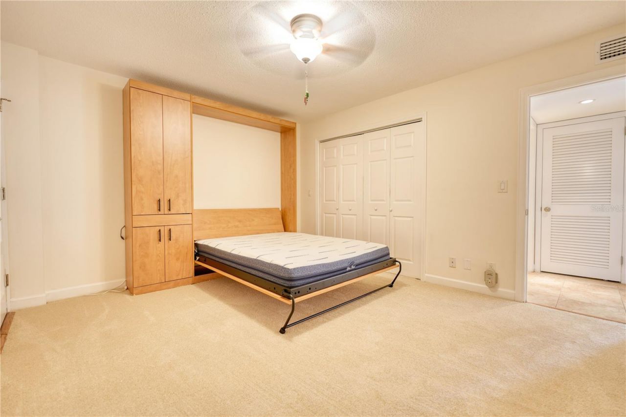 1100 N Shore Drive Ne, Unit 505, Saint Petersburg, FL 33701 Photo