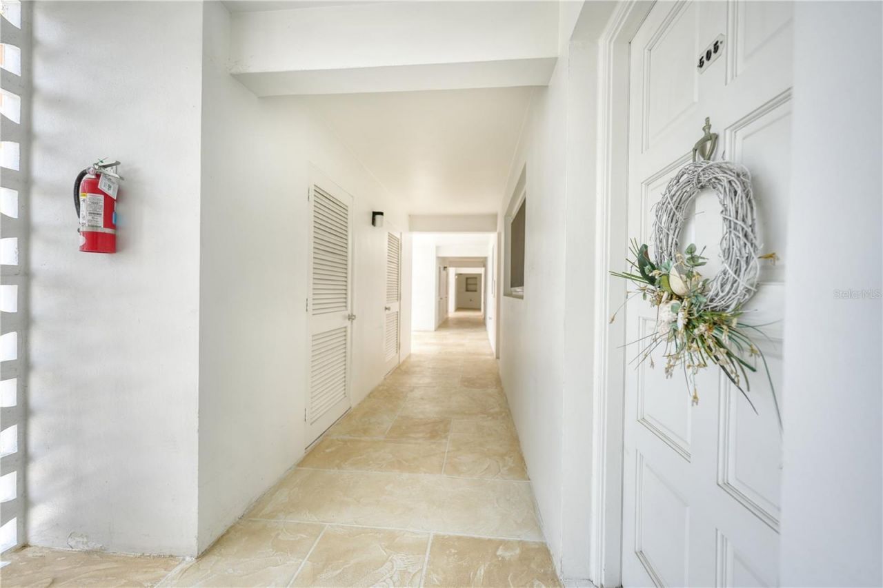 1100 N Shore Drive Ne, Unit 505, Saint Petersburg, FL 33701 Photo