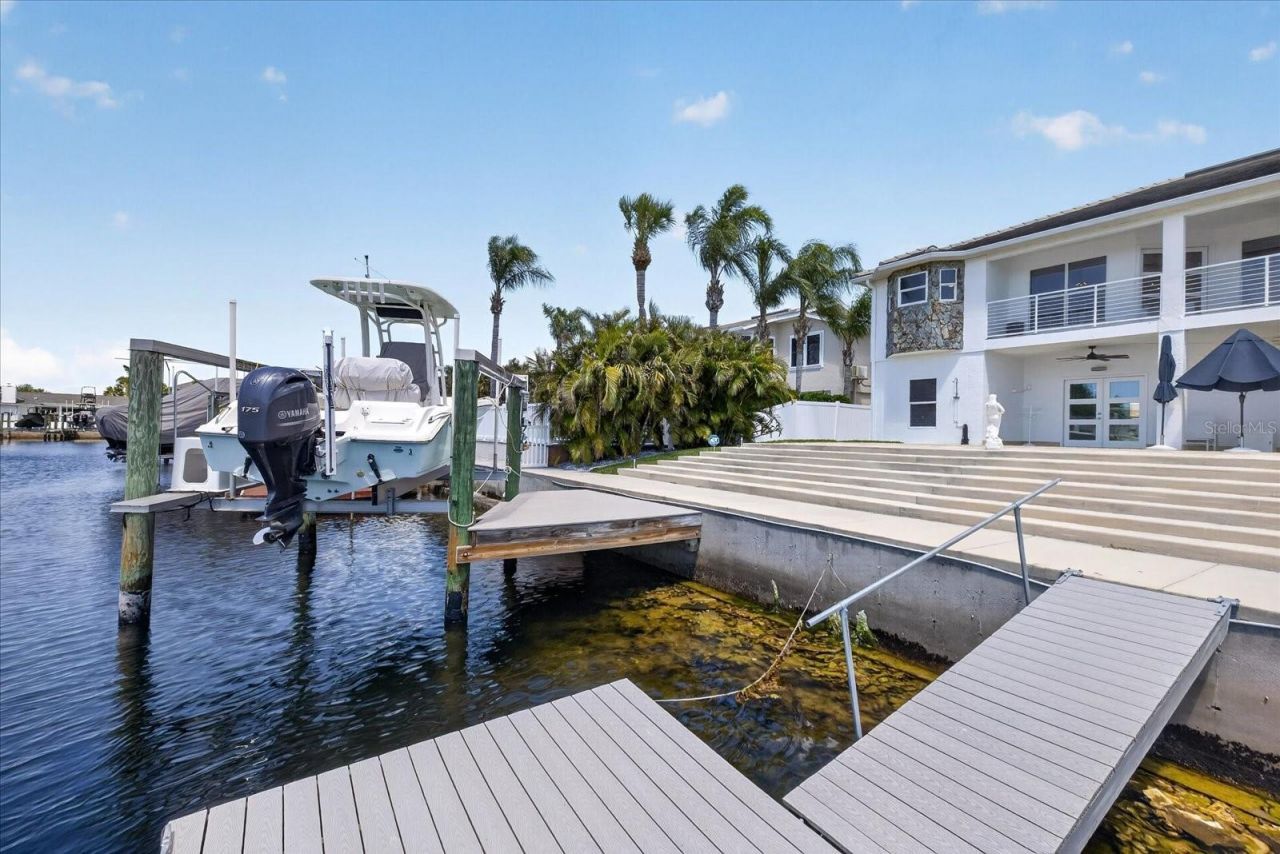 5101 Southshore Drive, New Port Richey, FL 34652 Photo