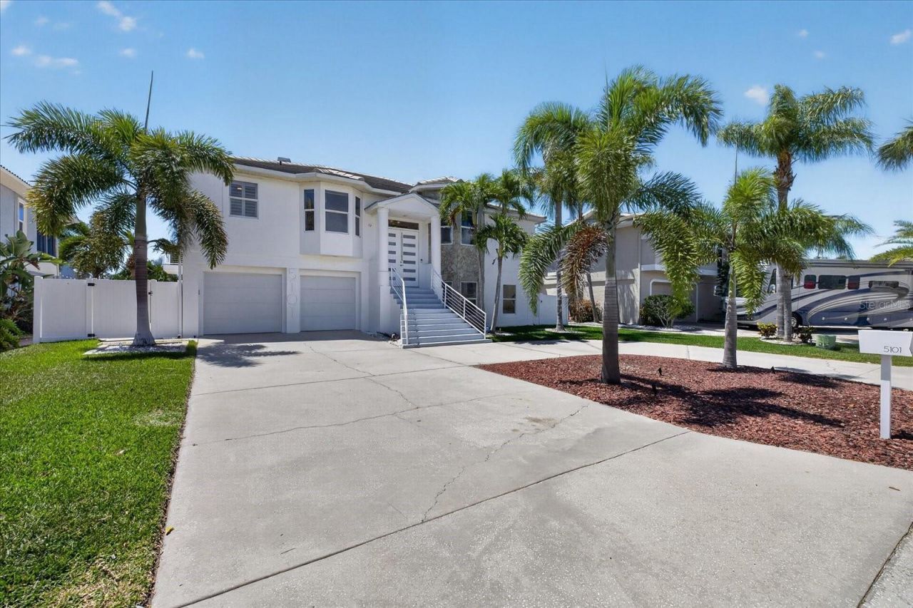 5101 Southshore Drive, New Port Richey, FL 34652 Photo