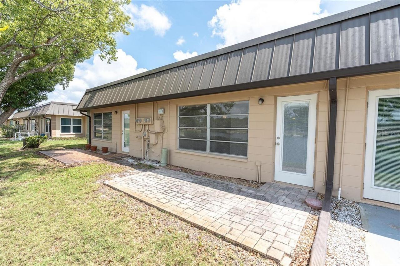 4145 Hampton Drive , New Port Richey, FL 34652 Photo