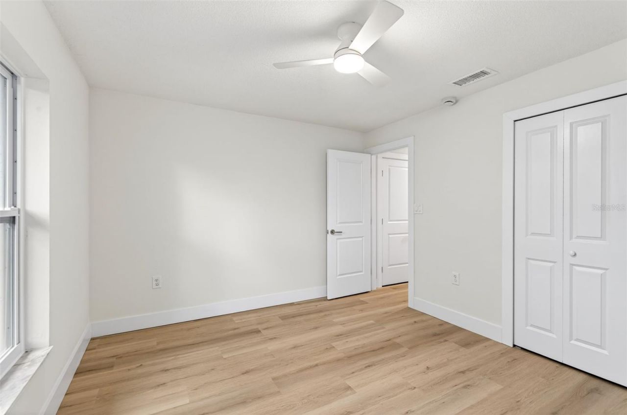 3041 Oak Cove Drive, Clearwater, FL 33759 Photo