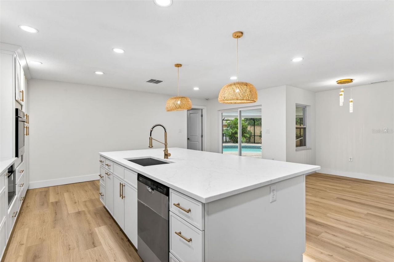 3041 Oak Cove Drive, Clearwater, FL 33759 Photo