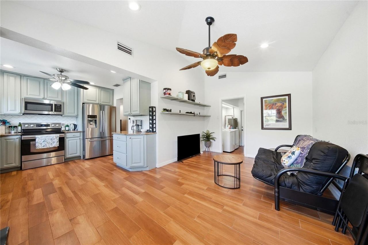 7700 16th Avenue N, Saint Petersburg, FL 33710 Photo
