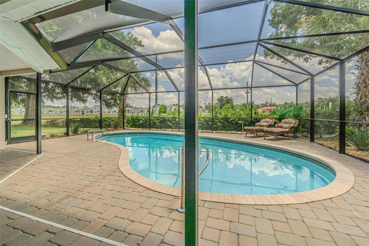 6132 Silver Oaks Drive , Zephyrhills, FL 33542 Photo