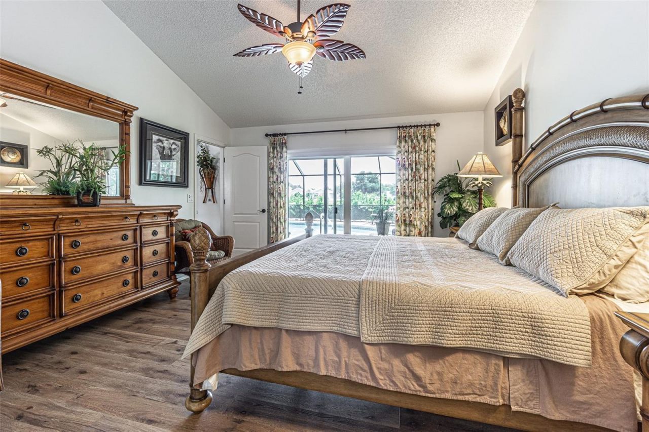 6132 Silver Oaks Drive , Zephyrhills, FL 33542 Photo