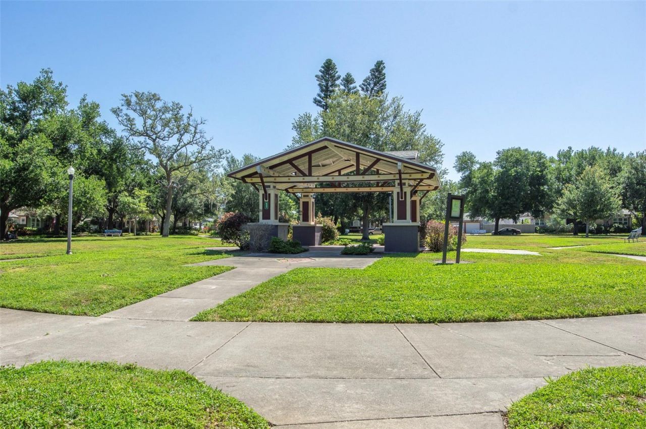 3016 3rd Avenue N, Saint Petersburg, FL 33713 Photo