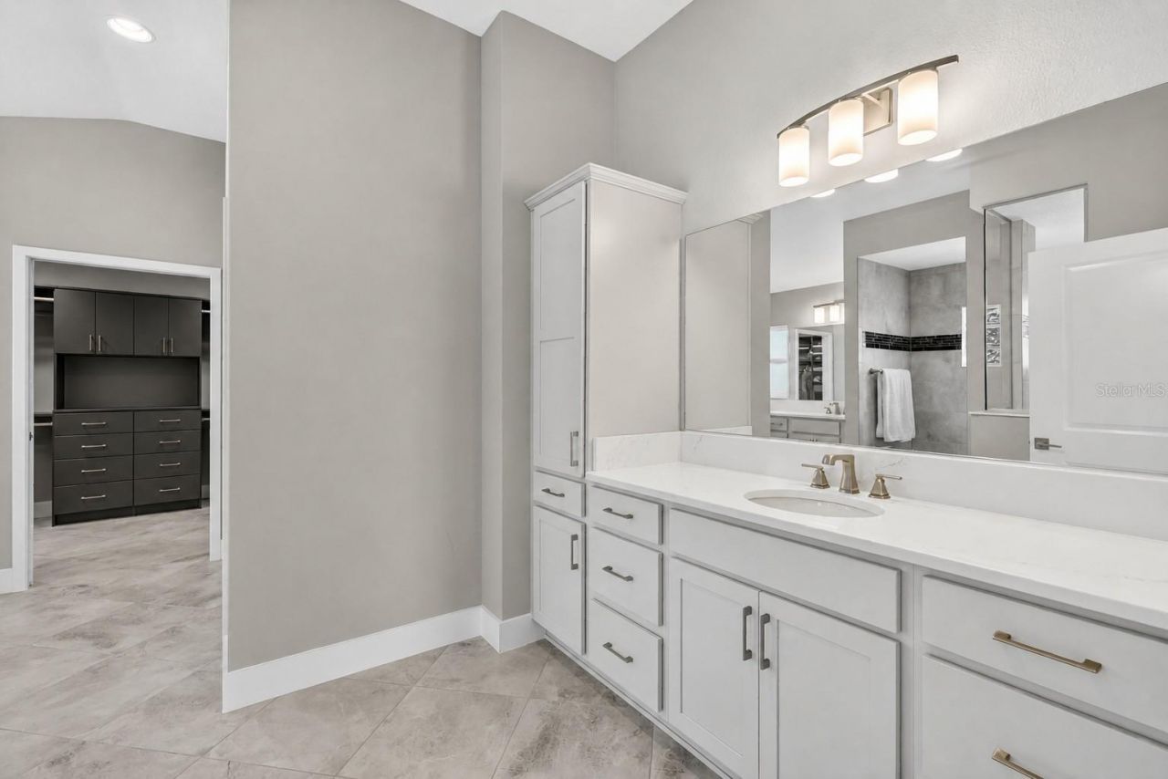 2165 Gordon Path, The Villages, FL 32163 Photo