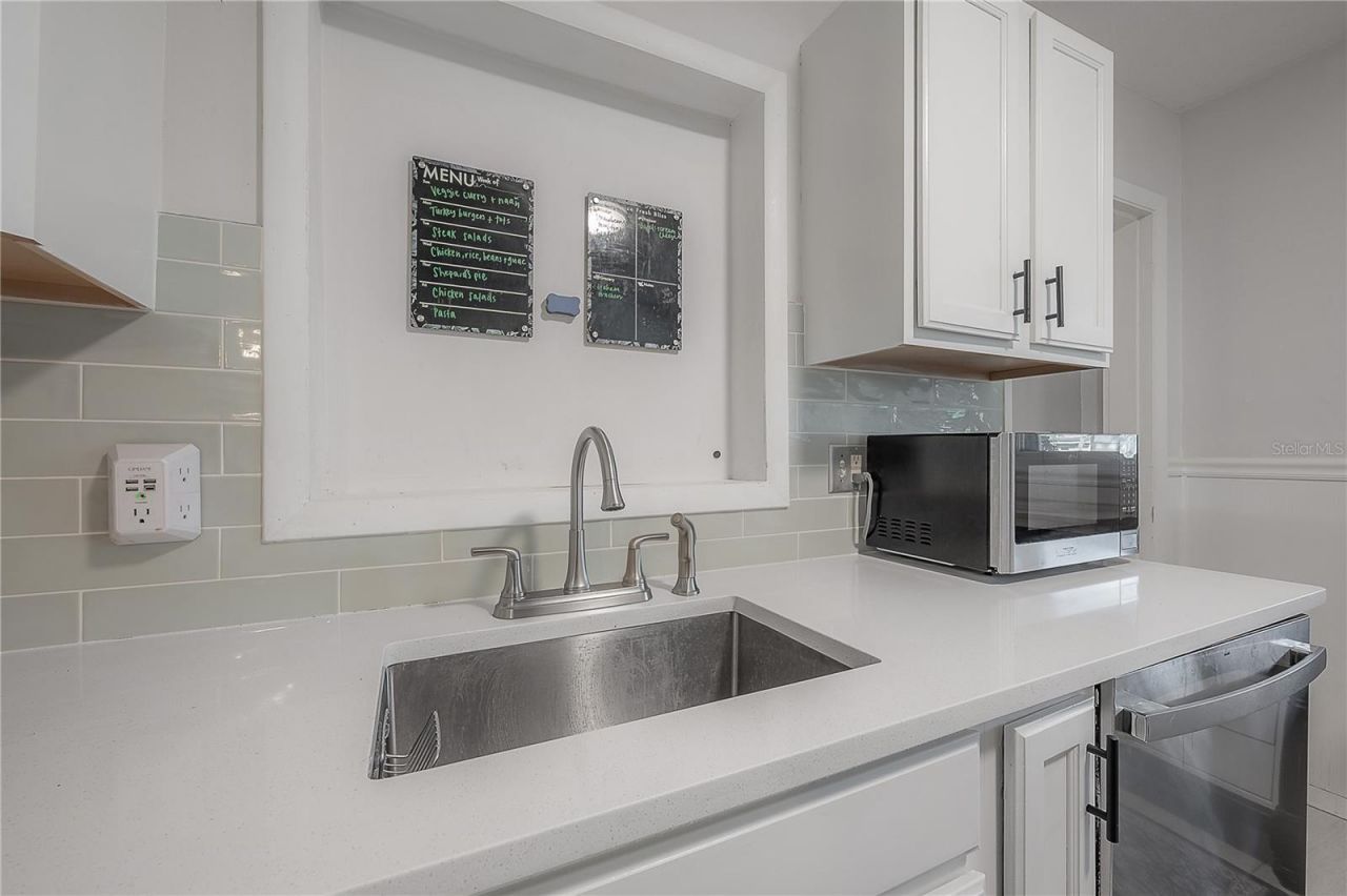 5138 3rd Avenue N, Saint Petersburg, FL 33710 Photo