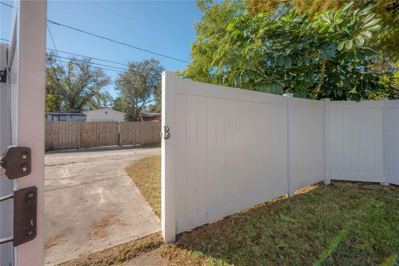 5138 3rd Avenue N, Saint Petersburg, FL 33710 Photo