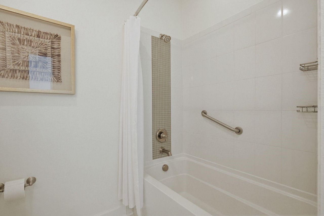 3201 Nautical Place S, Saint Petersburg, FL 33712 Photo