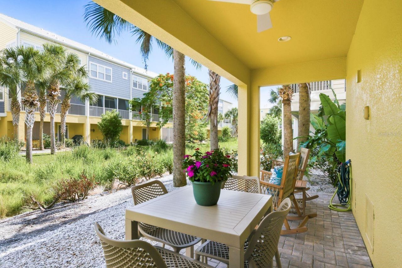 3201 Nautical Place S, Saint Petersburg, FL 33712 Photo