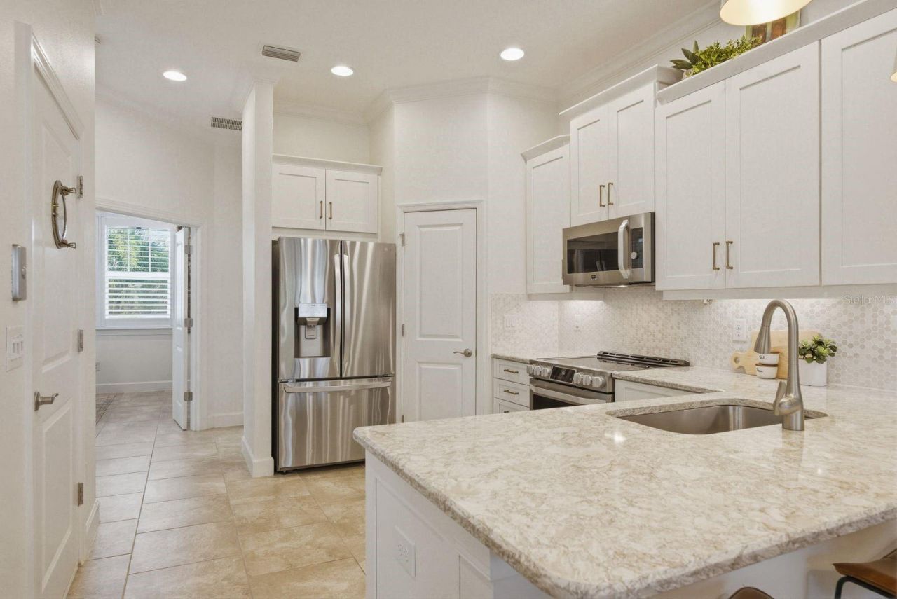 3201 Nautical Place S, Saint Petersburg, FL 33712 Photo