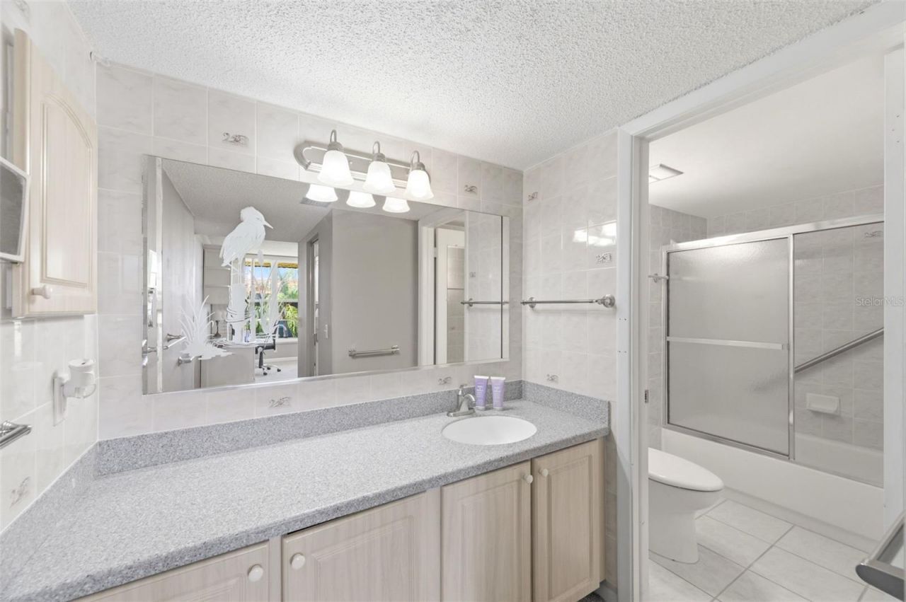 19701 Gulf Boulevard, Unit 417, Indian Shores, FL 33785 Photo