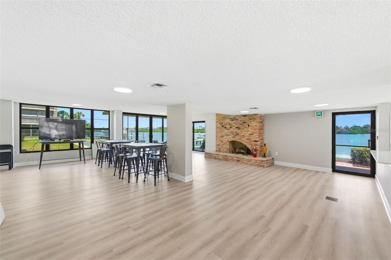 19701 Gulf Boulevard, Unit 417, Indian Shores, FL 33785 Photo