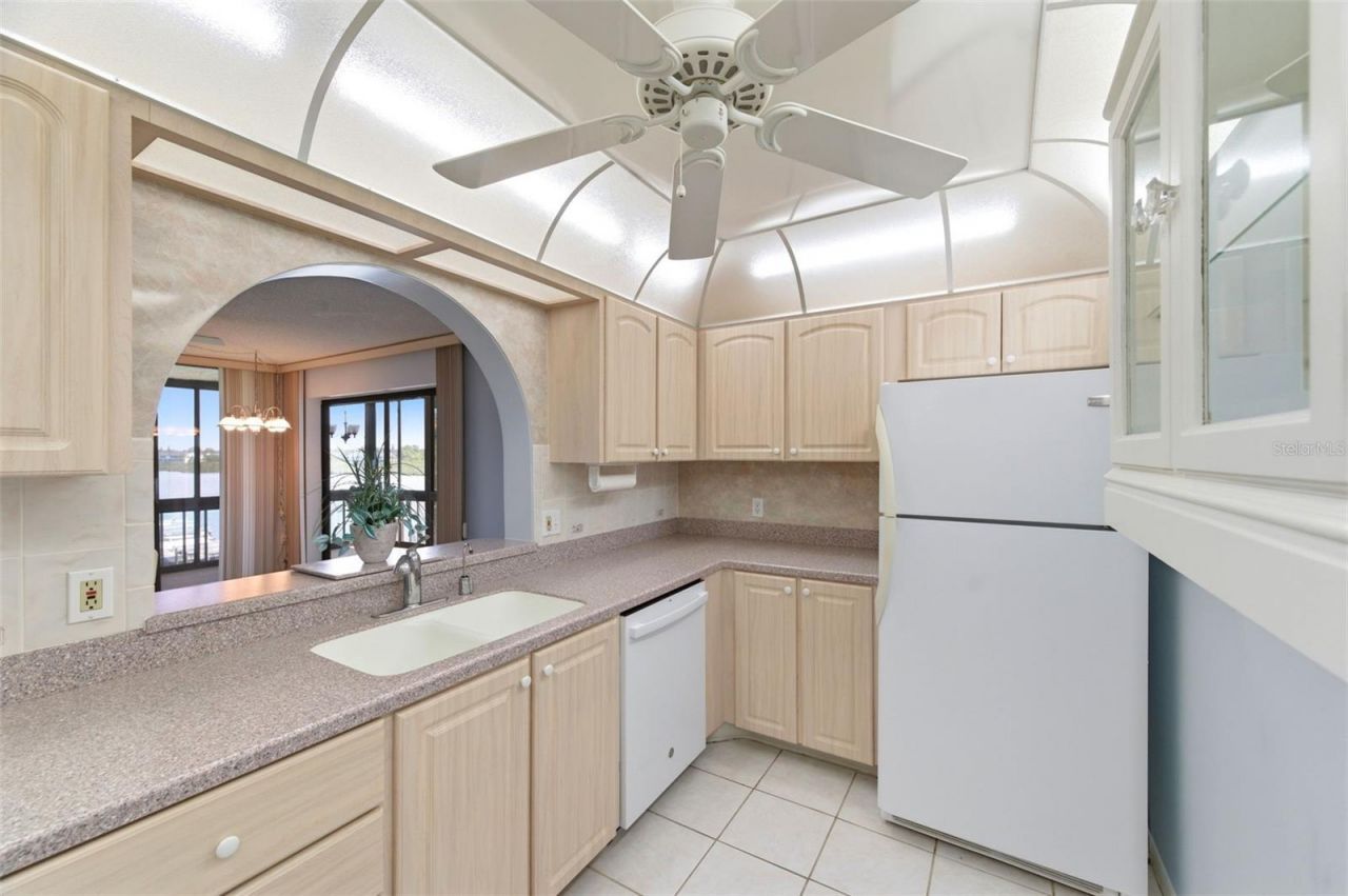 19701 Gulf Boulevard, Unit 417, Indian Shores, FL 33785 Photo