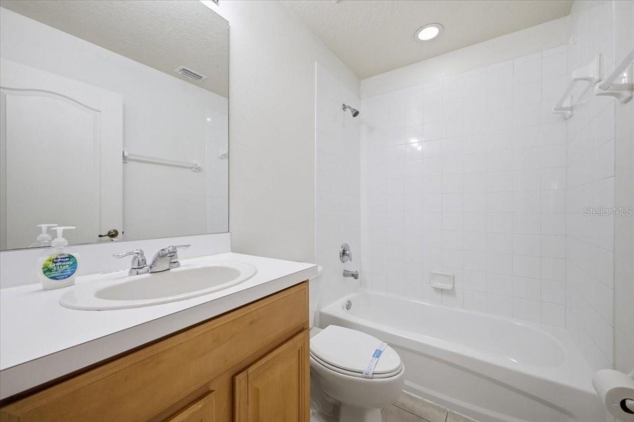 233 Cape Harbour Loop, Unit 107, Bradenton, FL 34212 Photo