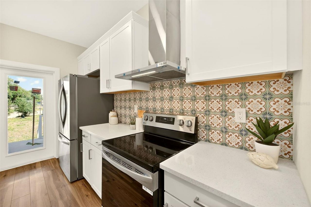 3151 69th Avenue N, Saint Petersburg, FL 33702 Photo