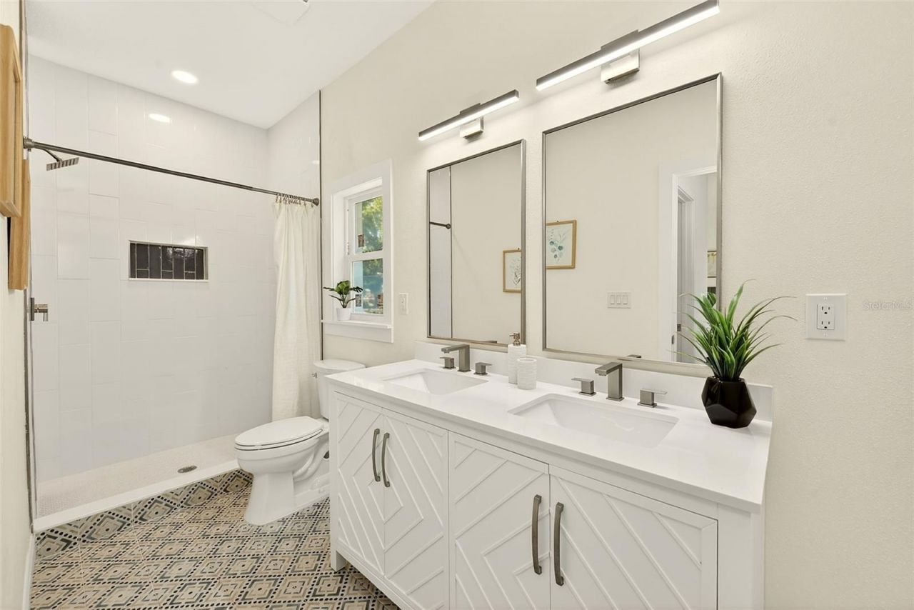 3151 69th Avenue N, Saint Petersburg, FL 33702 Photo