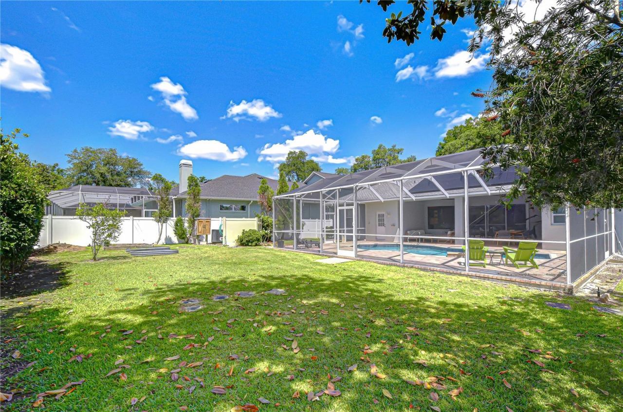 2228 Valrico Forest Drive , Valrico, FL 33594 Photo
