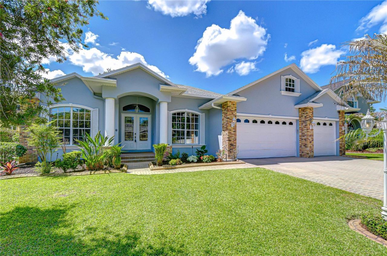 2228 Valrico Forest Drive , Valrico, FL 33594 Photo