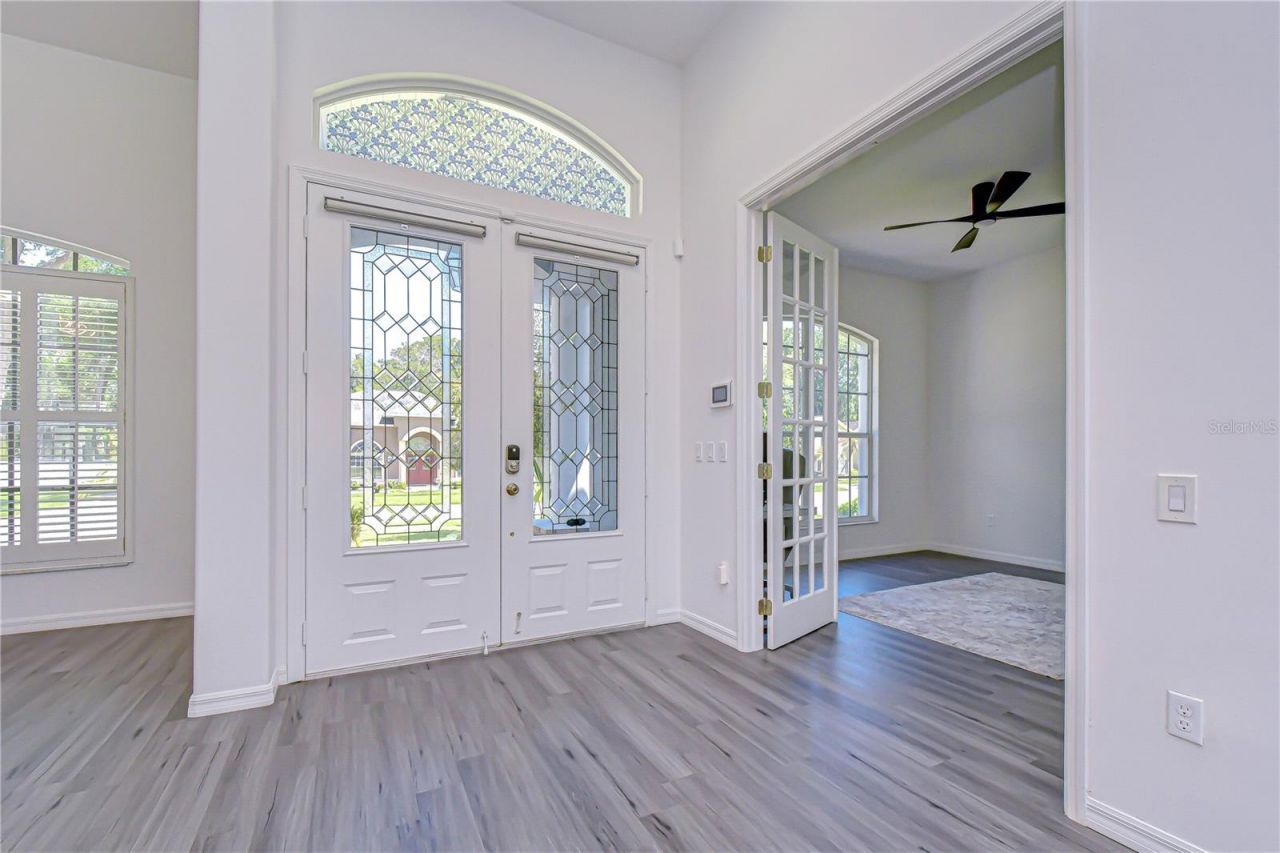 2228 Valrico Forest Drive , Valrico, FL 33594 Photo