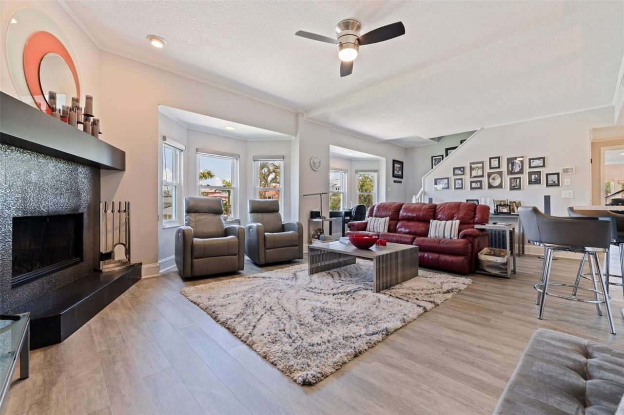 1156 2nd Avenue S, Tierra Verde, FL 33715 Photo