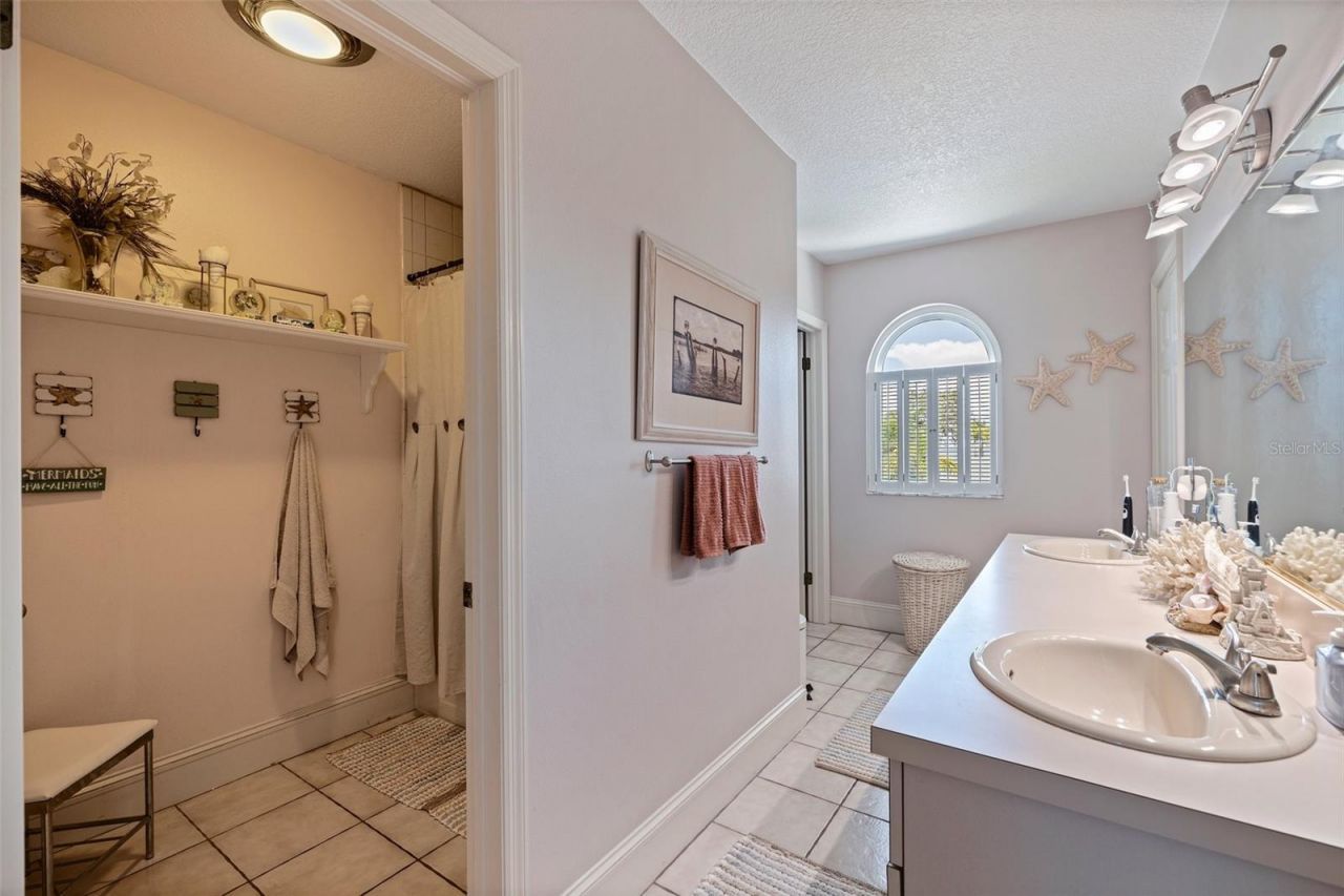 1156 2nd Avenue S, Tierra Verde, FL 33715 Photo