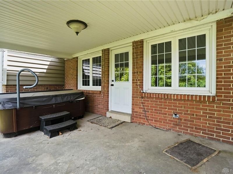 381 Highland Terrace, Kettering, OH 45429 Photo 8