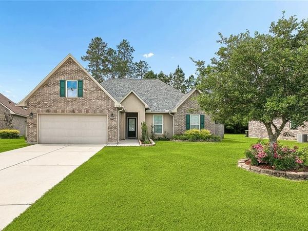 728 FAIRFIELD Loop , Slidell, LA 70458