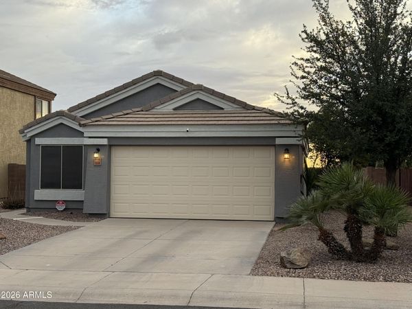 18836 N TOLEDO Avenue, Maricopa, AZ 85138