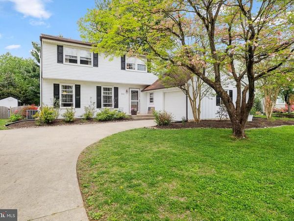 511 PERRY DR. , MOUNT LAUREL, NJ 08054